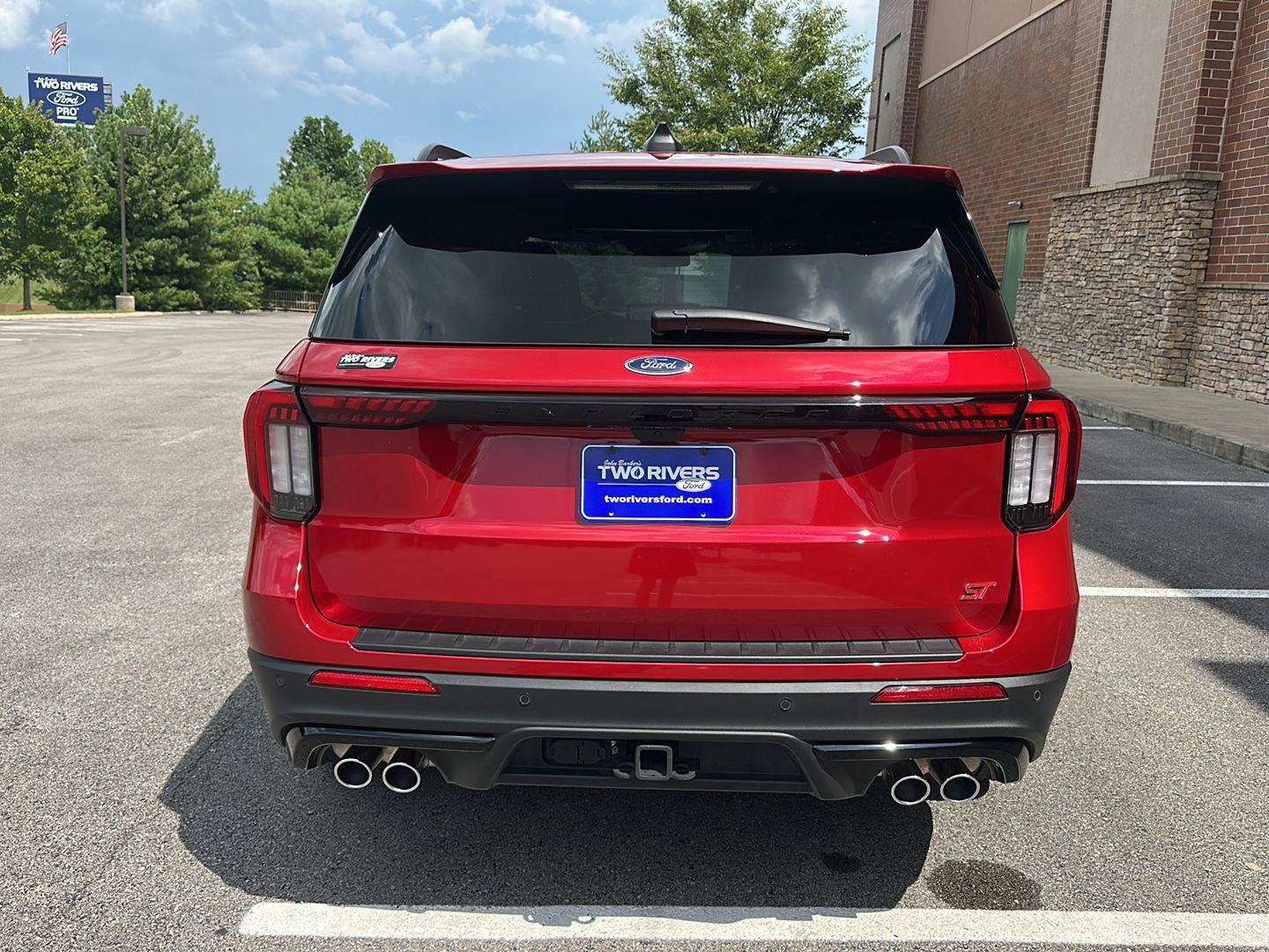 Certified 2026 Ford Explorer ST w/ Sun And Sound Package AWD/4WD image 4