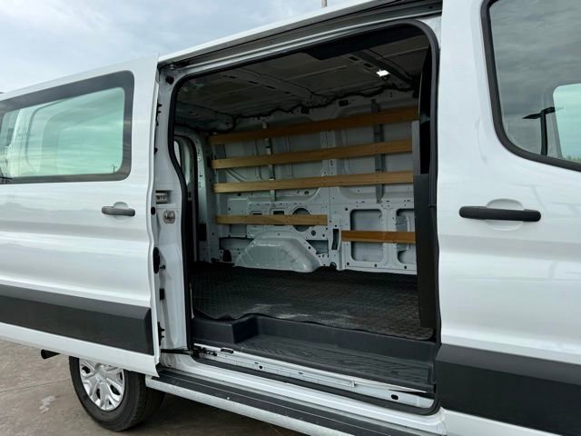 Certified 2024 Ford Transit 250 Base w/ Exterior Upgrade Package image 17