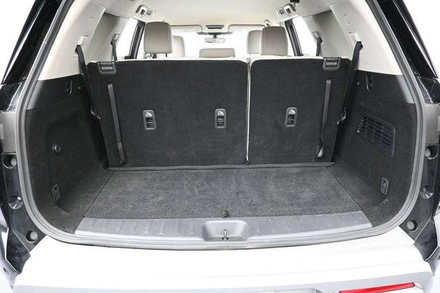 Used 2025 Nissan Pathfinder SL FWD image 29