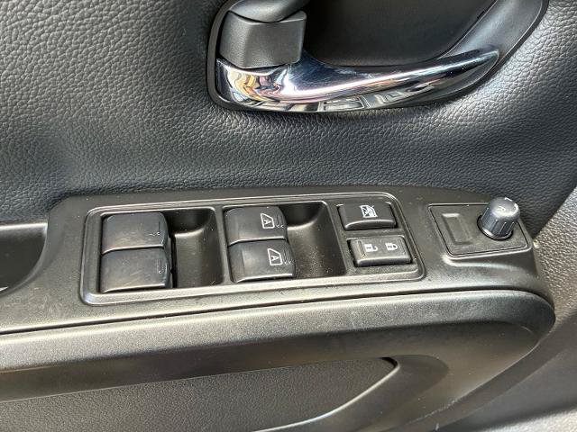 Used 2024 Nissan Titan PRO-4X w/ Off Road Protection Package AWD/4WD image 15