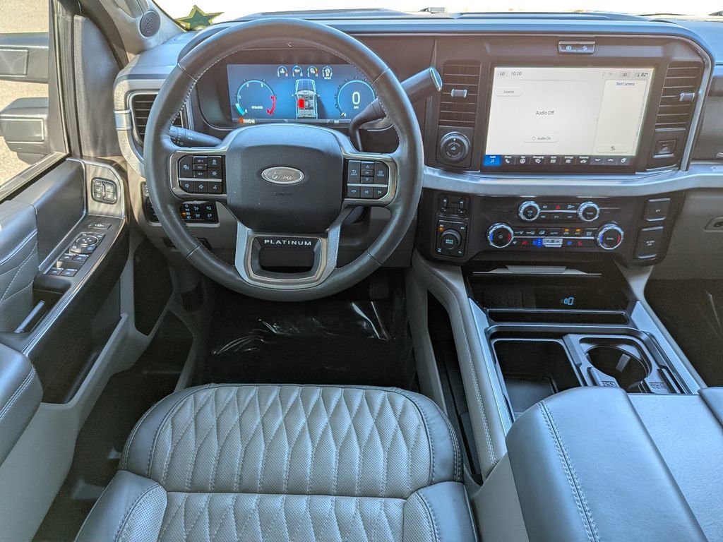 Certified 2025 Ford F250 Platinum w/ Platinum Plus Package image 16