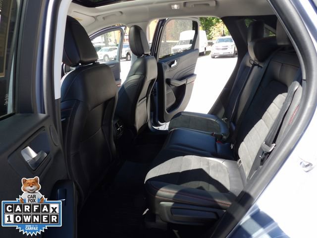 Certified 2022 Ford Escape SEL w/ SEL Stealth AWD Package image 28