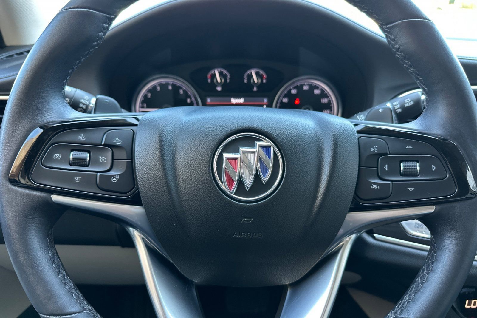 Used 2023 Buick Enclave Essence w/ Experience Buick Package image 23