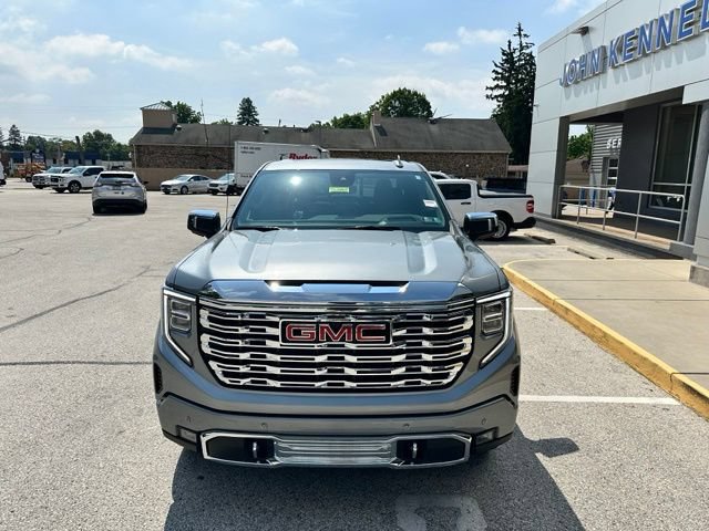 Used 2025 GMC Sierra 1500 Denali w/ Denali Reserve Package AWD/4WD image 4