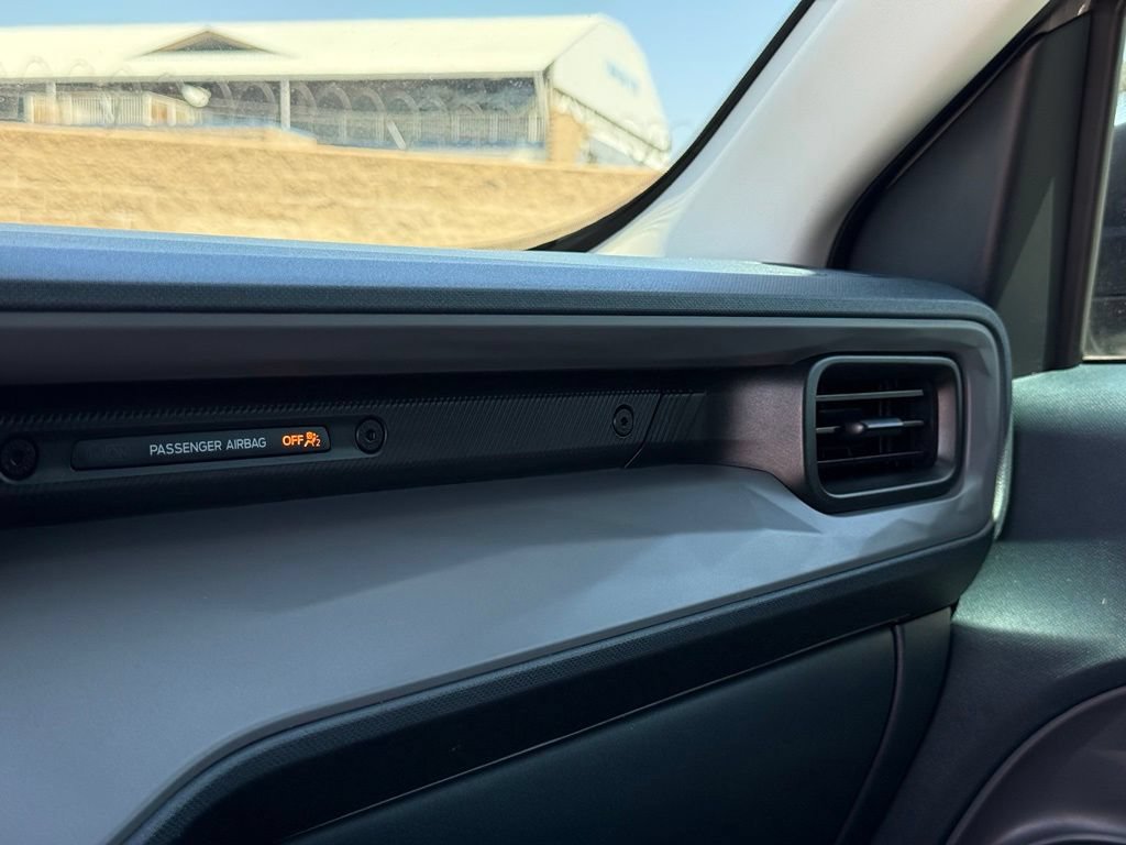 Certified 2023 Ford Maverick XL FWD image 9