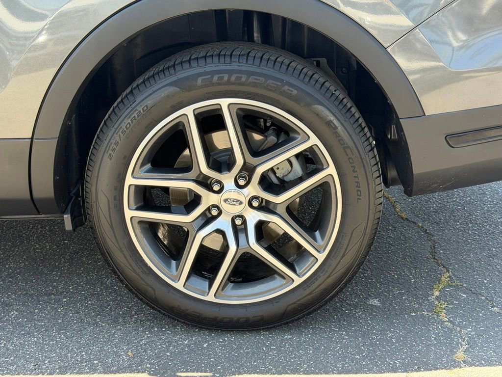 Certified 2019 Ford Explorer Sport AWD/4WD image 22