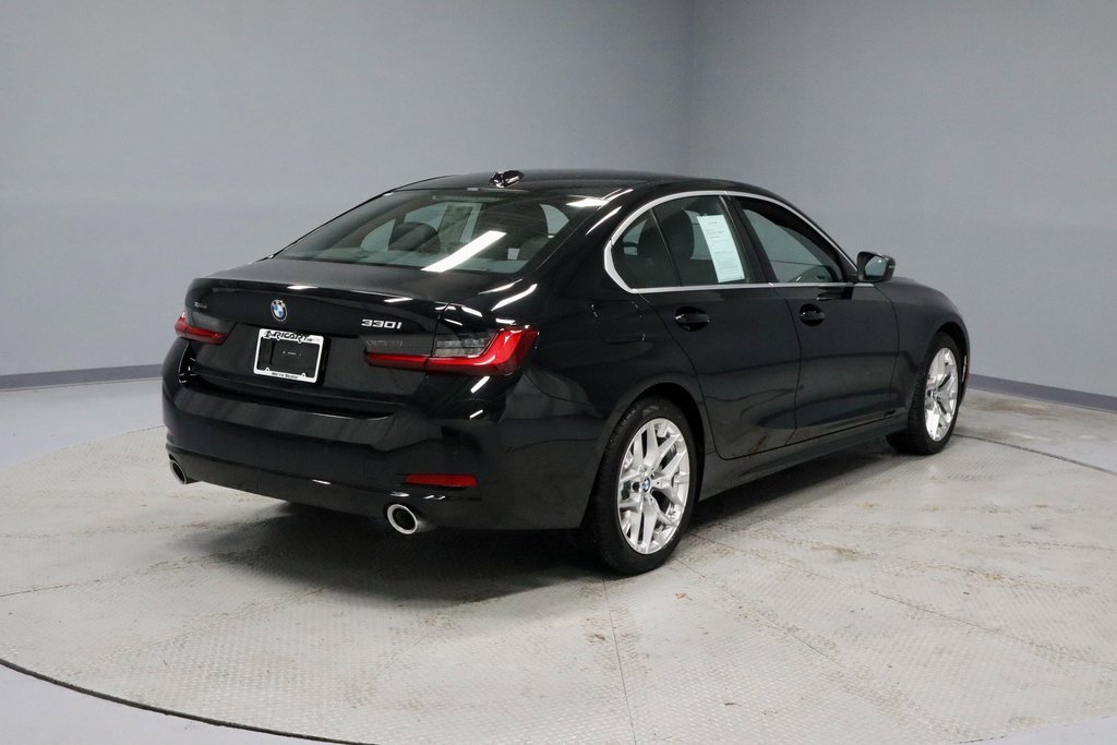 Used 2025 BMW 330i xDrive Sedan image 11