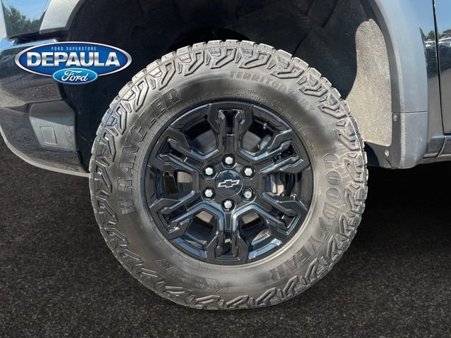 Used 2022 Chevrolet Silverado 1500 ZR2 w/ Technology Package AWD/4WD image 18