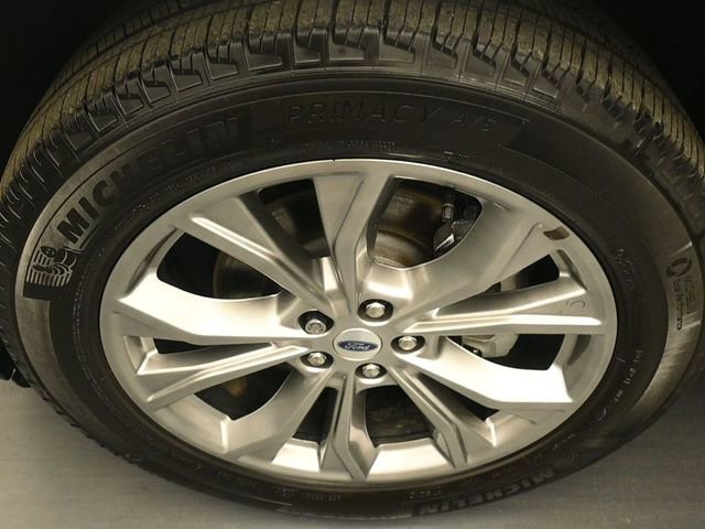 Certified 2023 Ford Explorer Limited w/ Limited Technology Package image 18