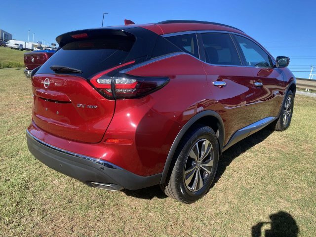 Used 2023 Nissan Murano SV AWD/4WD image 7