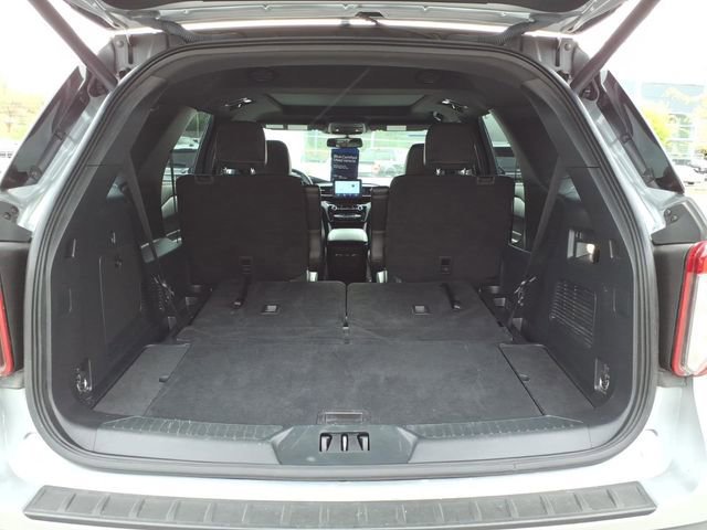 Certified 2022 Ford Explorer ST image 12