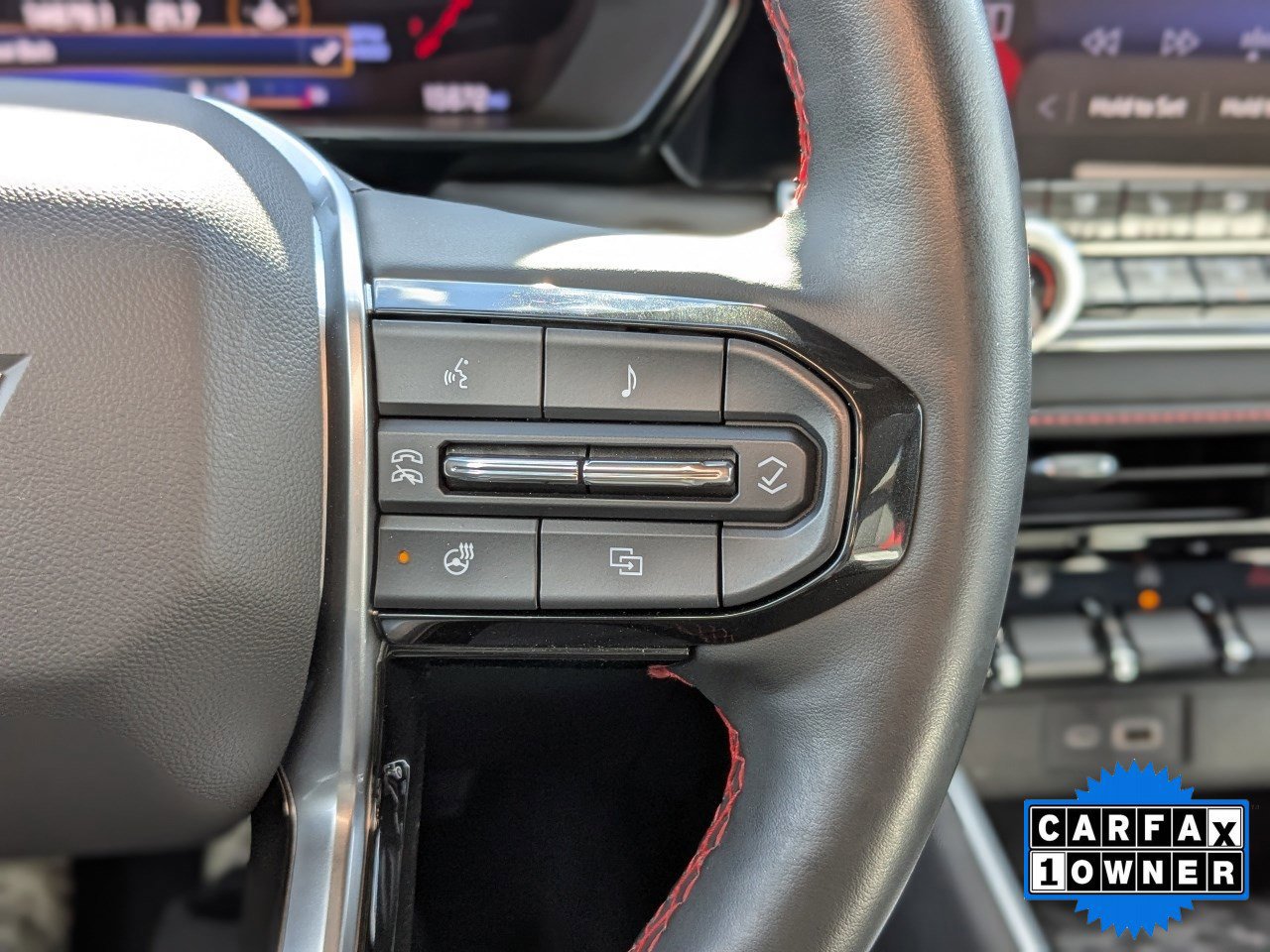 Used 2024 Chevrolet Colorado Z71 w/ Z71 Convenience Package 2 image 28