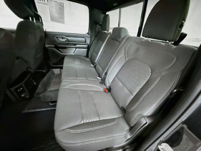Used 2025 RAM 1500 Warlock AWD/4WD image 22