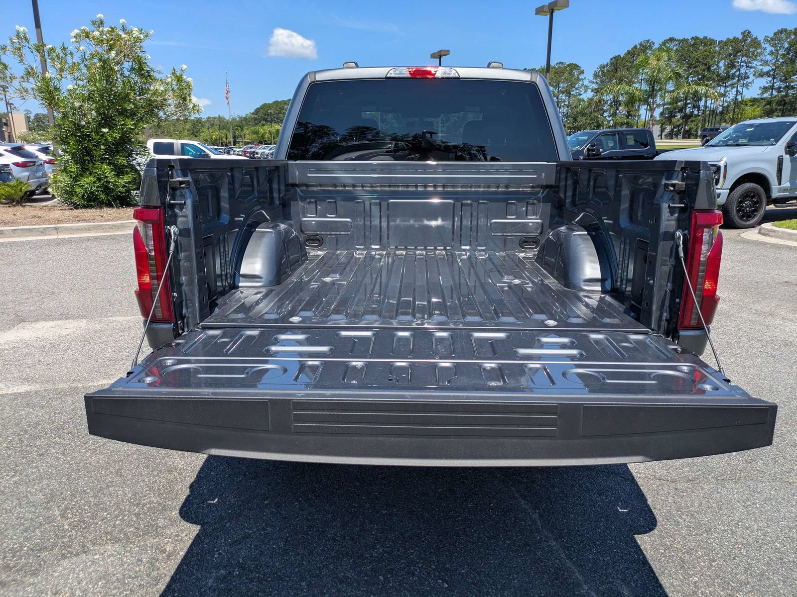 Certified 2025 Ford F150 STX w/ LOBO Package AWD/4WD image 5