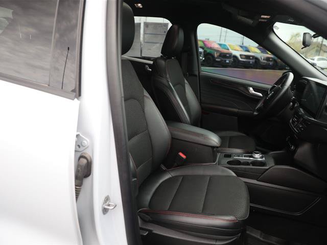 Certified 2025 Ford Escape ST-Line Select w/ Tech Pack #1 AWD/4WD image 28