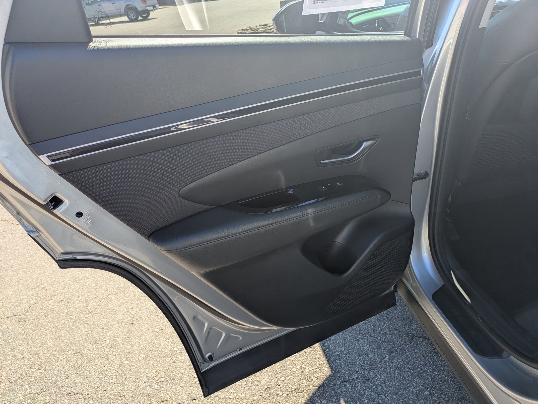 Used 2024 Hyundai Tucson Limited image 25