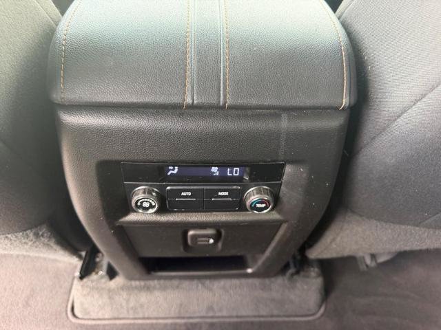 Used 2020 Chevrolet Traverse LS FWD image 11