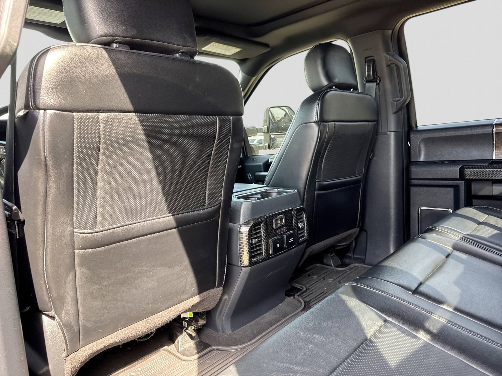 Certified 2022 Ford F250 Lariat w/ Tremor Off-Road Package AWD/4WD image 23