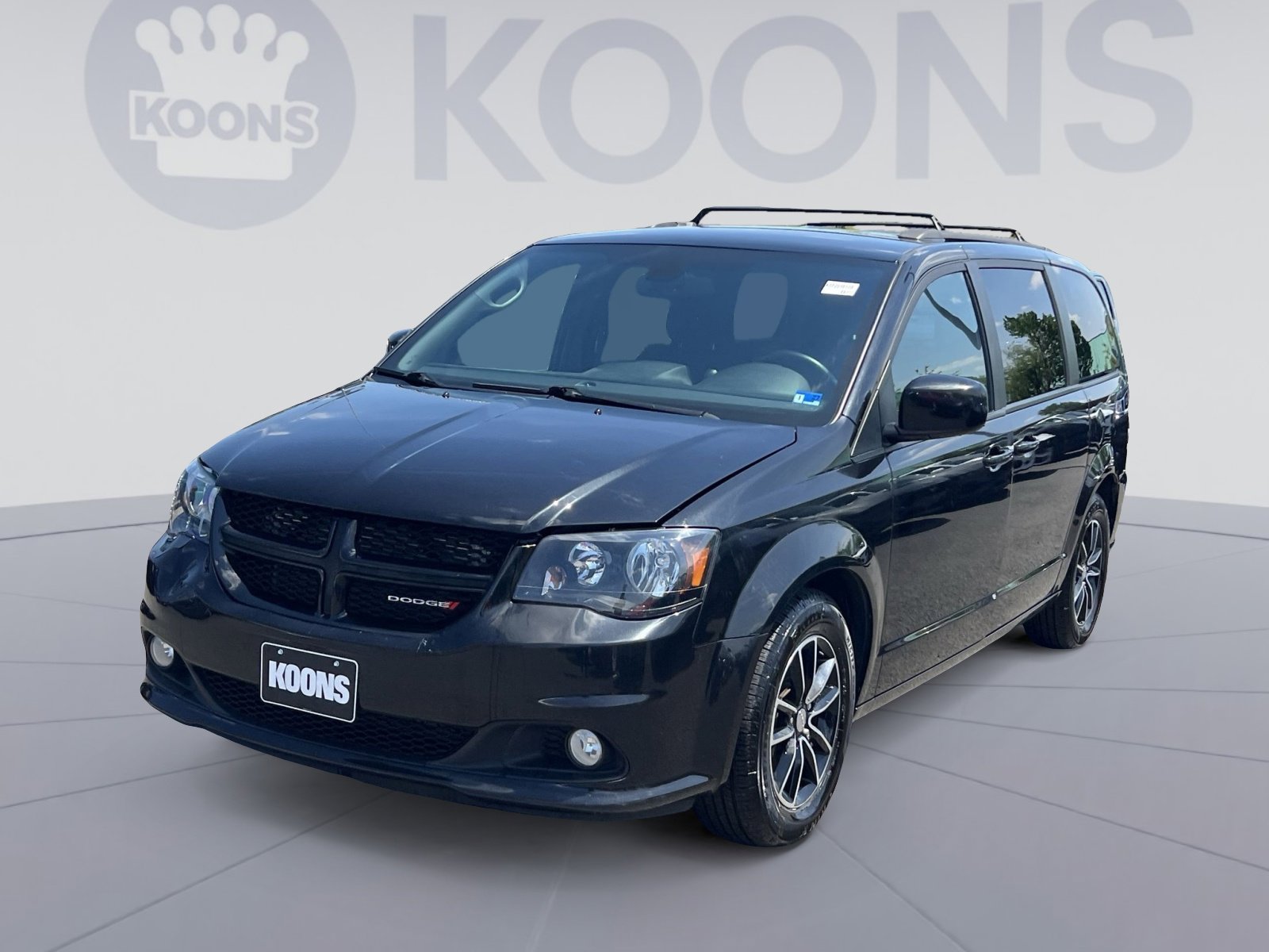Used 2019 Dodge Grand Caravan SE FWD image 5