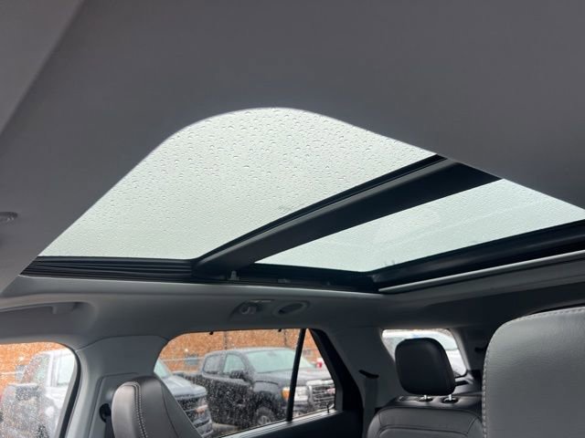 Certified 2022 Ford Explorer Limited w/ Limited Technology Package image 19