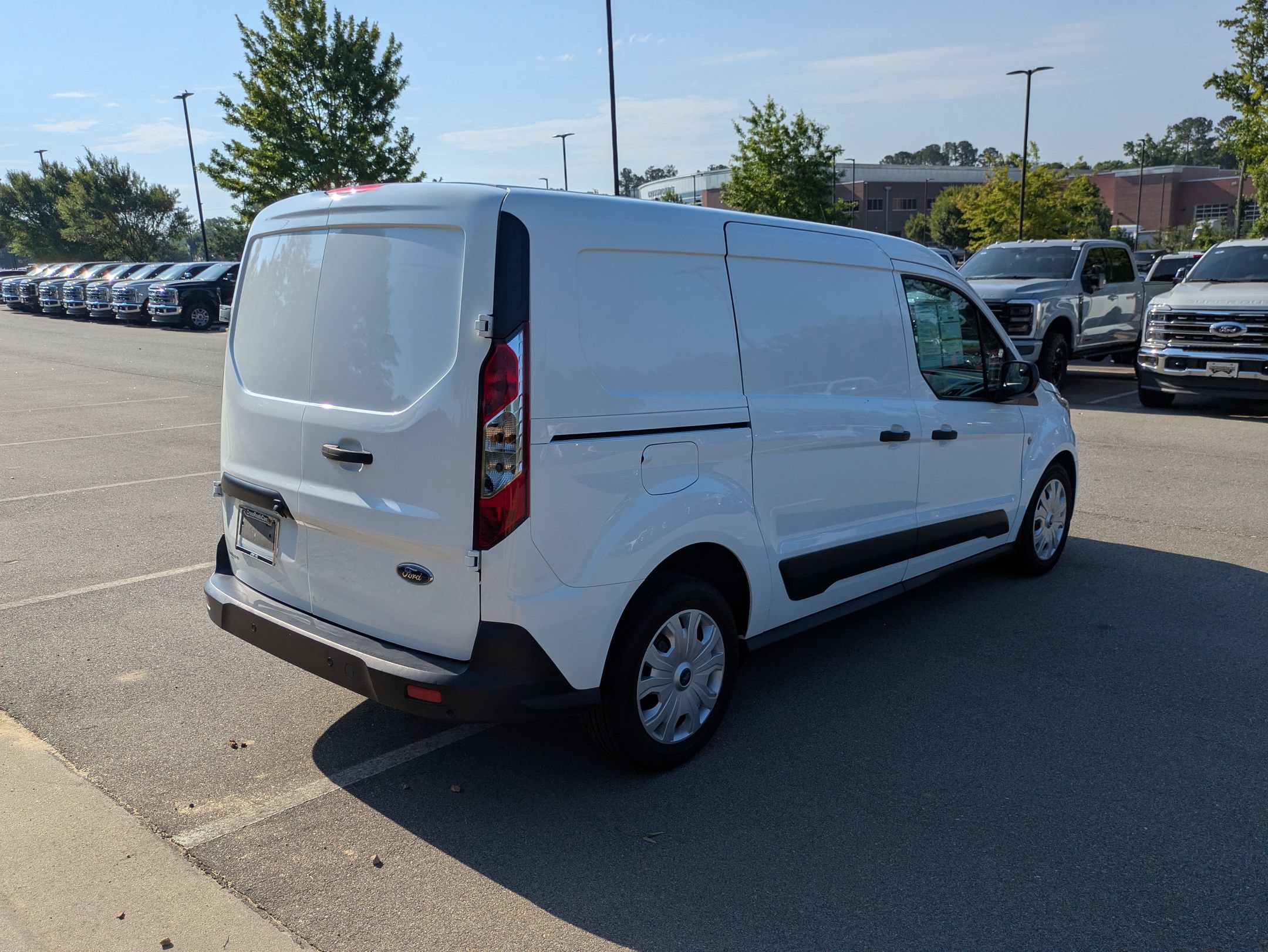Certified 2023 Ford Transit Connect XLT FWD image 4