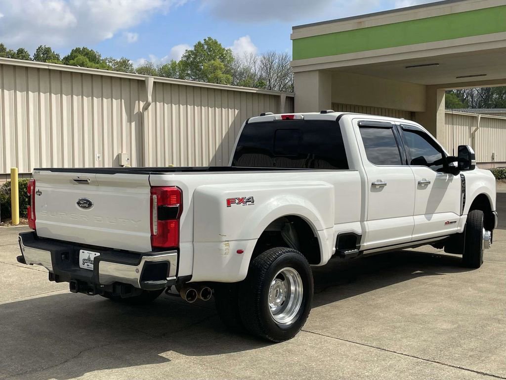 Certified 2024 Ford F350 Lariat w/ Lariat Ultimate Package image 5