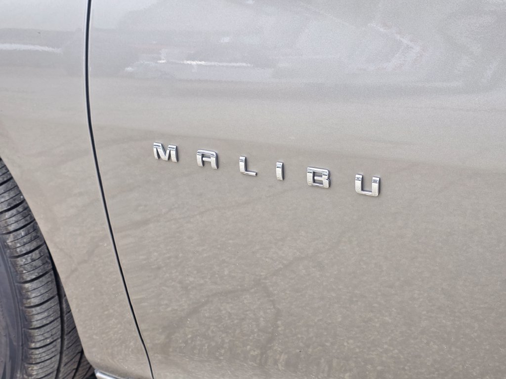 Used 2024 Chevrolet Malibu LT FWD image 15