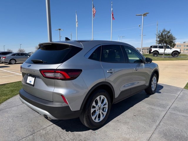 Certified 2024 Ford Escape Active image 3