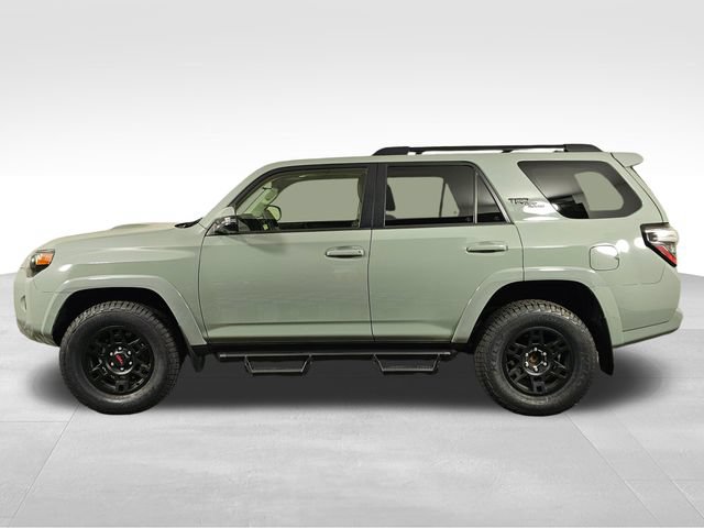 Used 2023 Toyota 4Runner TRD Off-Road Premium w/ Off Road Premium Plus Package AWD/4WD image 4
