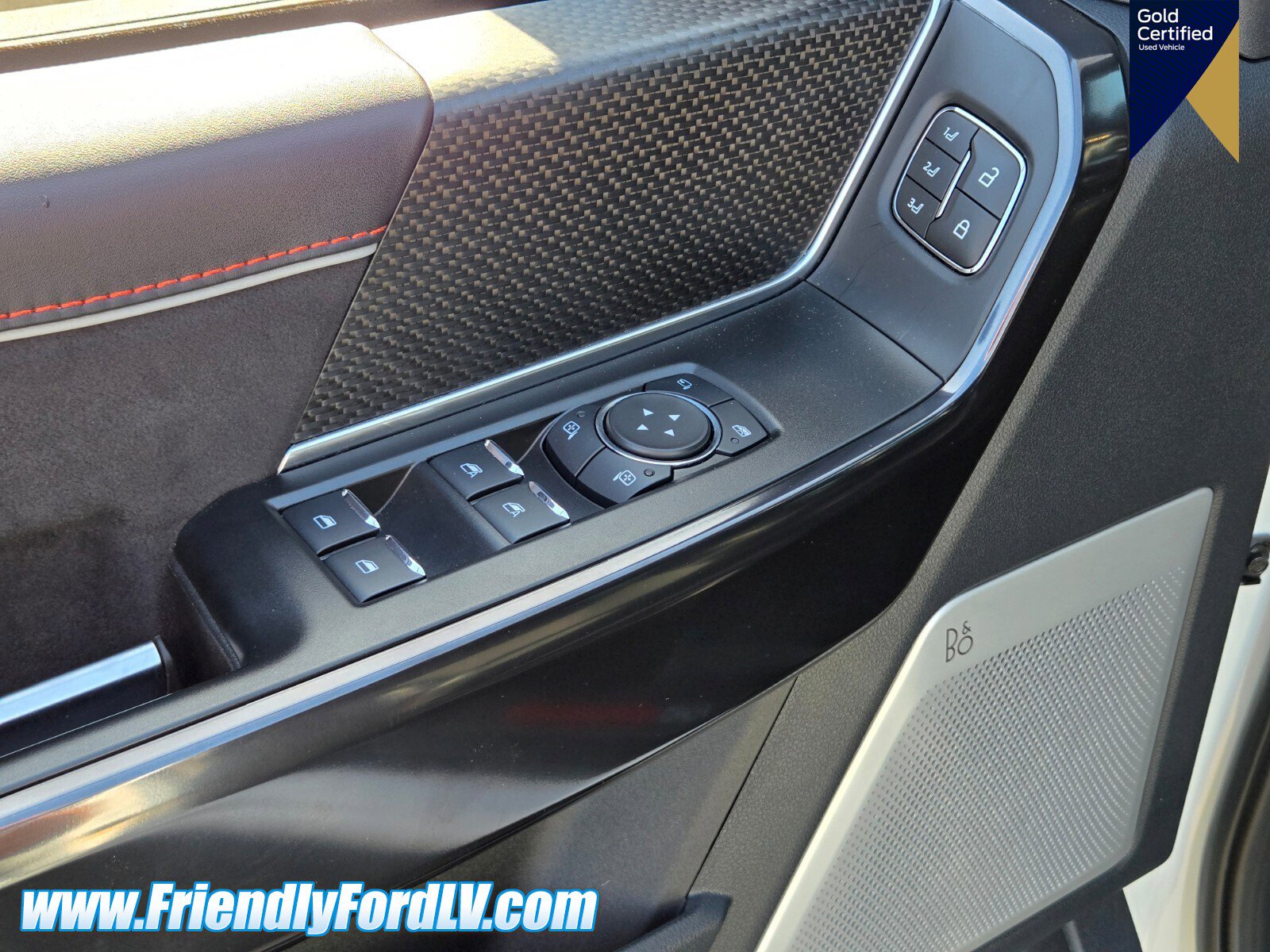 Certified 2025 Ford F150 Raptor w/ Equipment Group 803A Raptor R AWD/4WD image 17