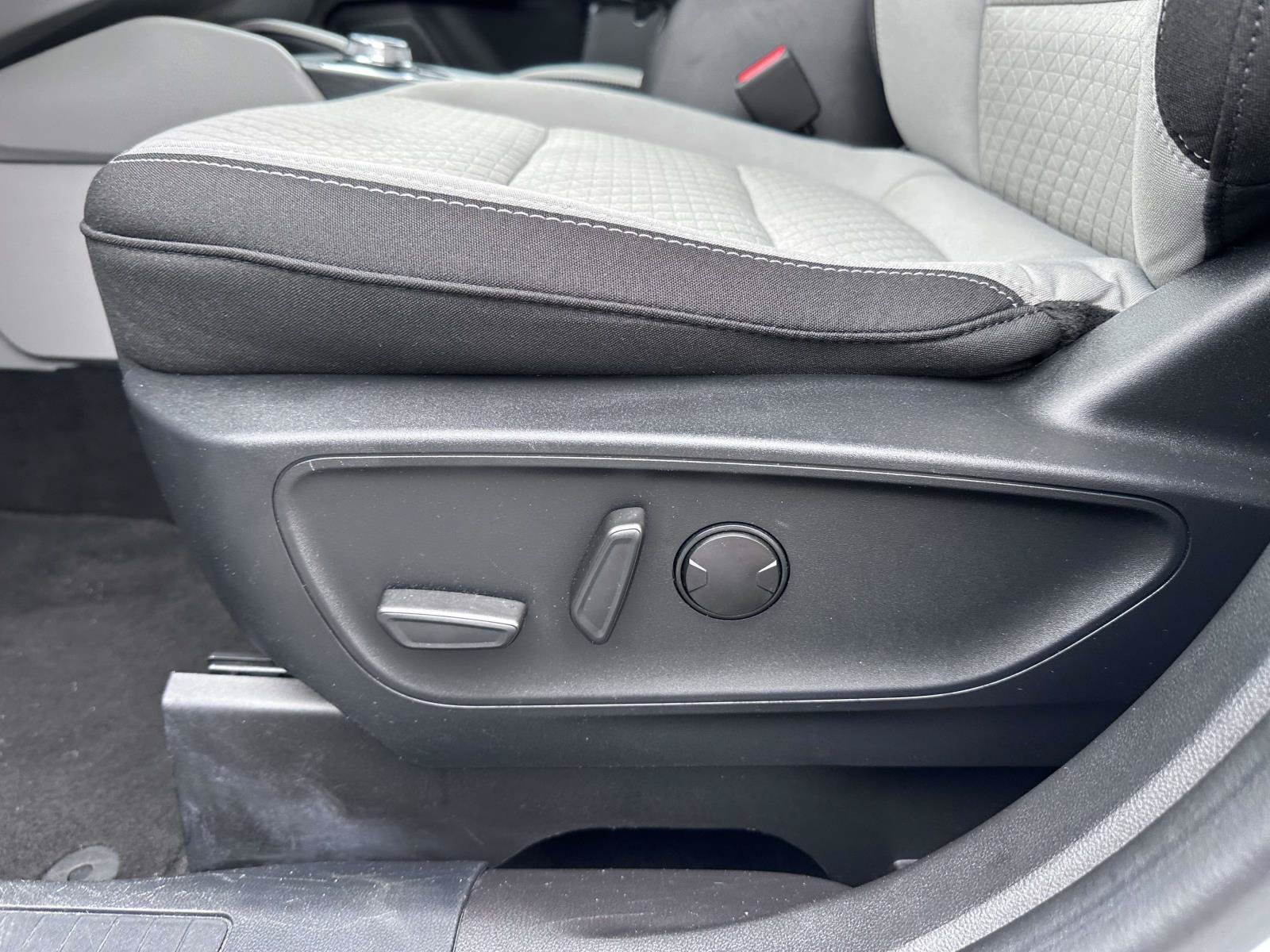 Certified 2024 Ford Escape Active AWD/4WD image 11