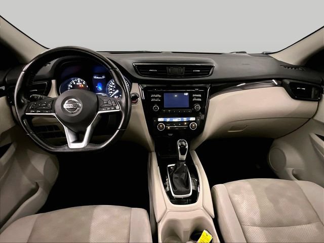 Used 2017 Nissan Rogue Sport SV AWD/4WD image 14