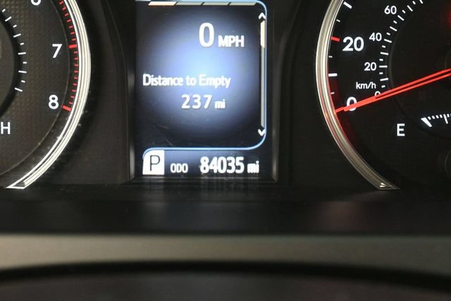 Used 2017 Toyota Camry SE FWD image 19
