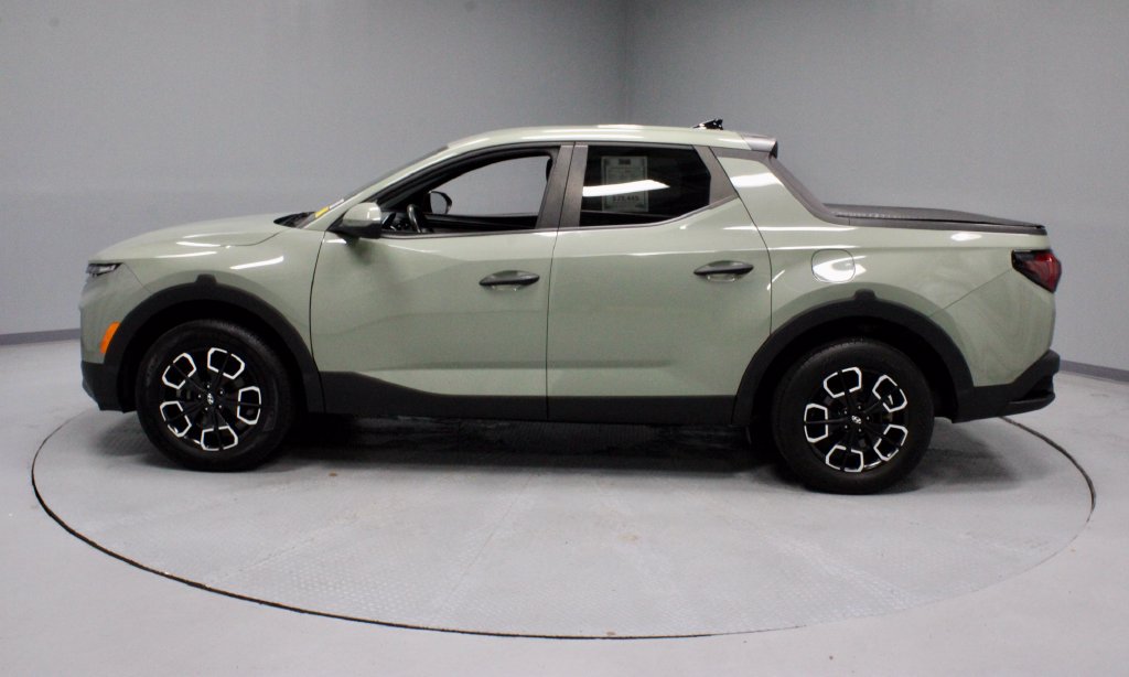 Used 2023 Hyundai Santa Cruz SEL w/ Cargo Package AWD/4WD image 8