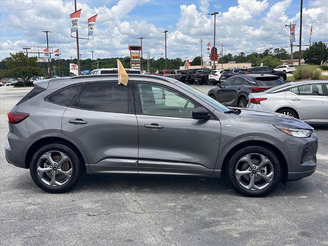 Certified 2024 Ford Escape ST-Line w/ Tech Pack #1 FWD image 2