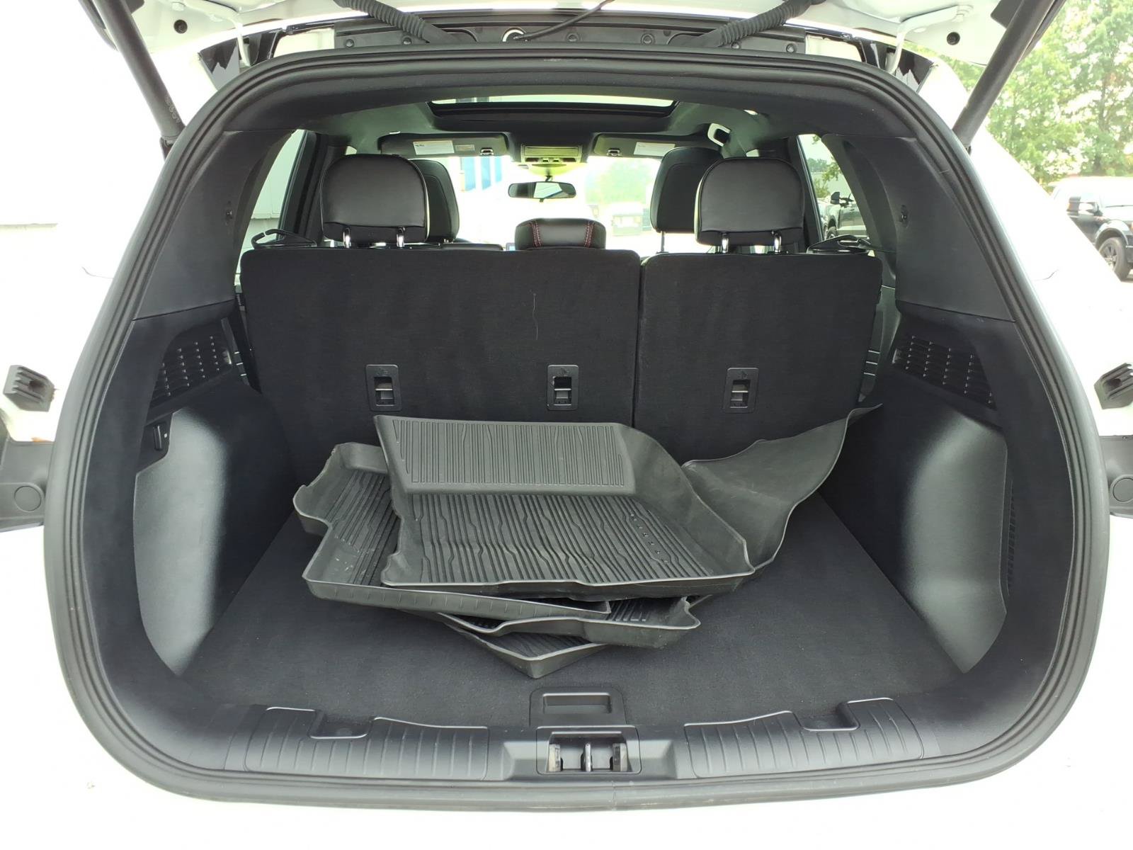 Certified 2024 Ford Escape ST-Line w/ Tech Pack #1 AWD/4WD image 8