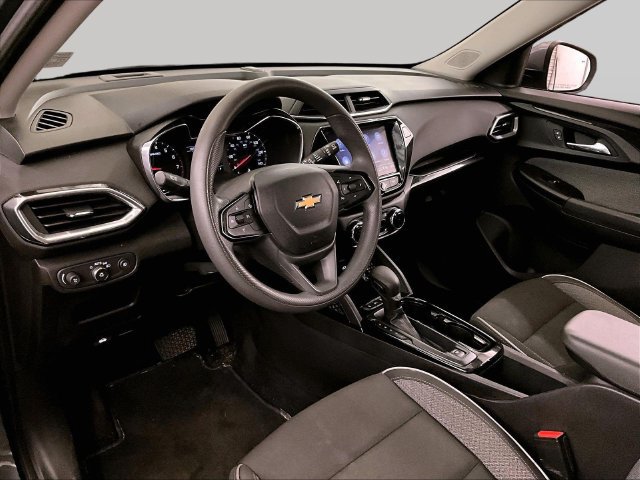 Used 2021 Chevrolet TrailBlazer LT w/ Sun and Liftgate Package AWD/4WD image 12