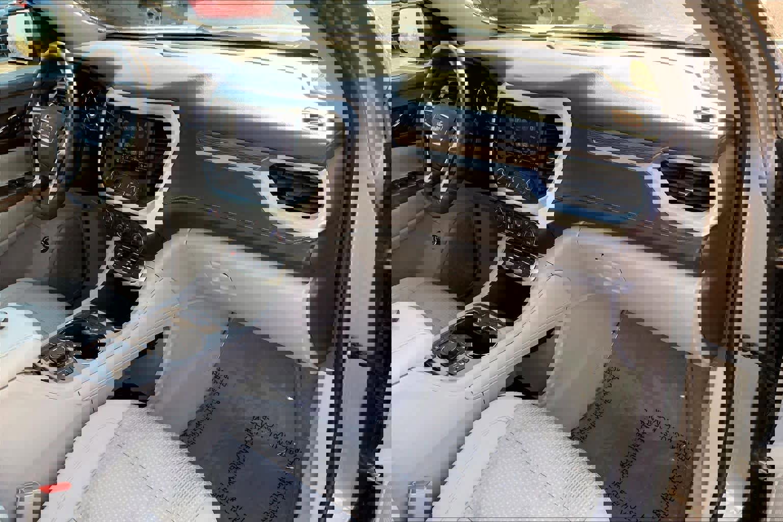 Used 2023 GMC Acadia SLE w/ Driver Convenience Package image 18