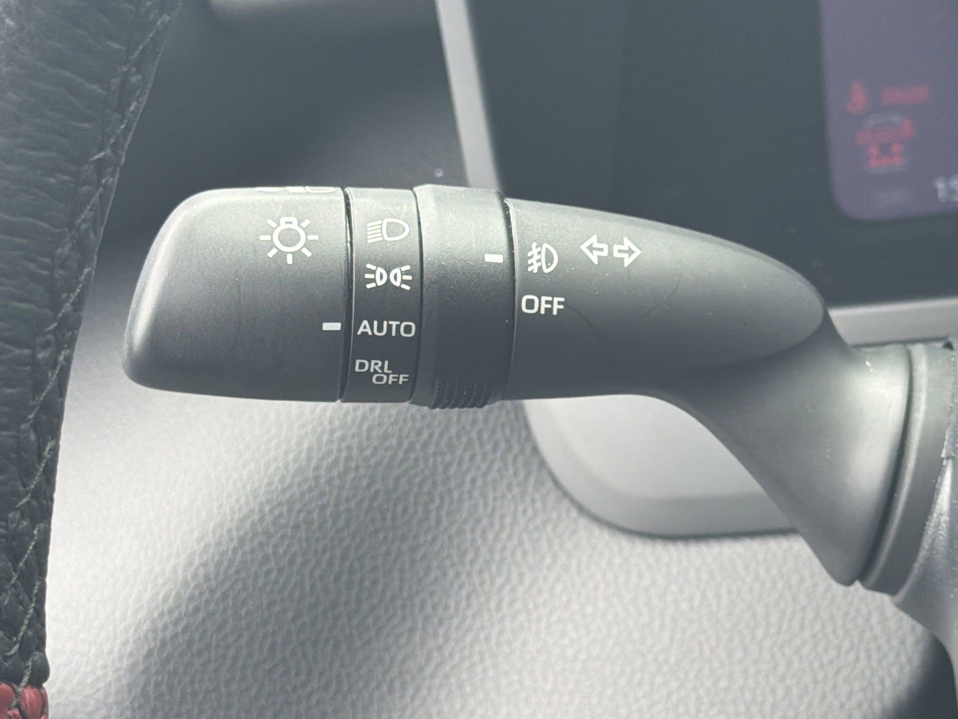 Used 2025 Toyota Sequoia TRD Pro AWD/4WD image 15