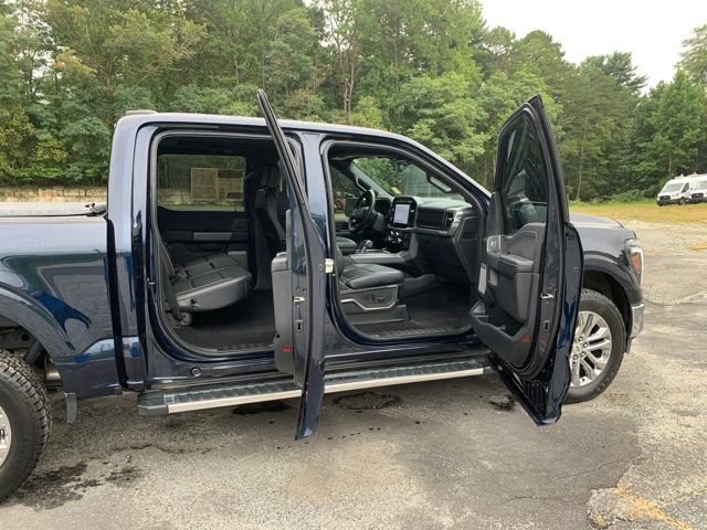 Certified 2024 Ford F150 Lariat AWD/4WD image 11
