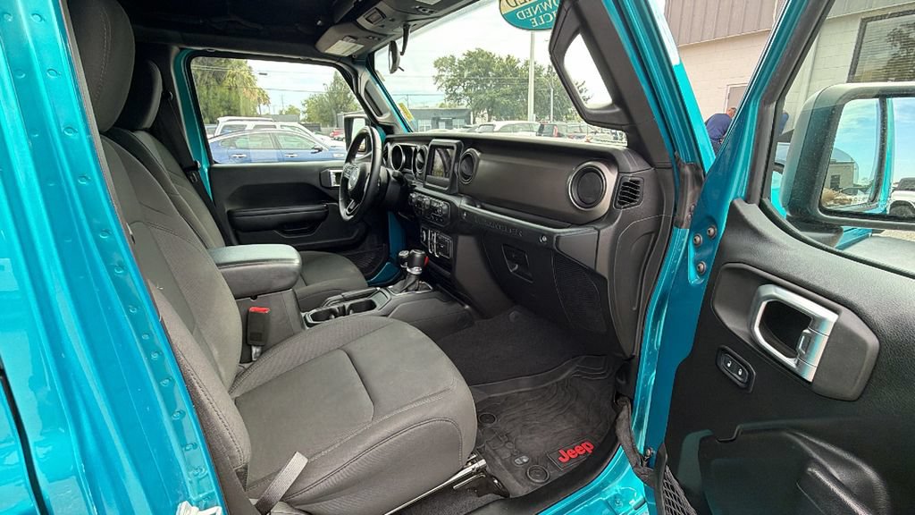 Used 2020 Jeep Wrangler Unlimited Sport AWD/4WD image 27