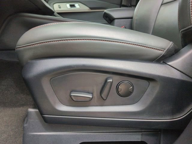 Certified 2025 Ford Explorer Active w/ Active Comfort Package RWD image 24