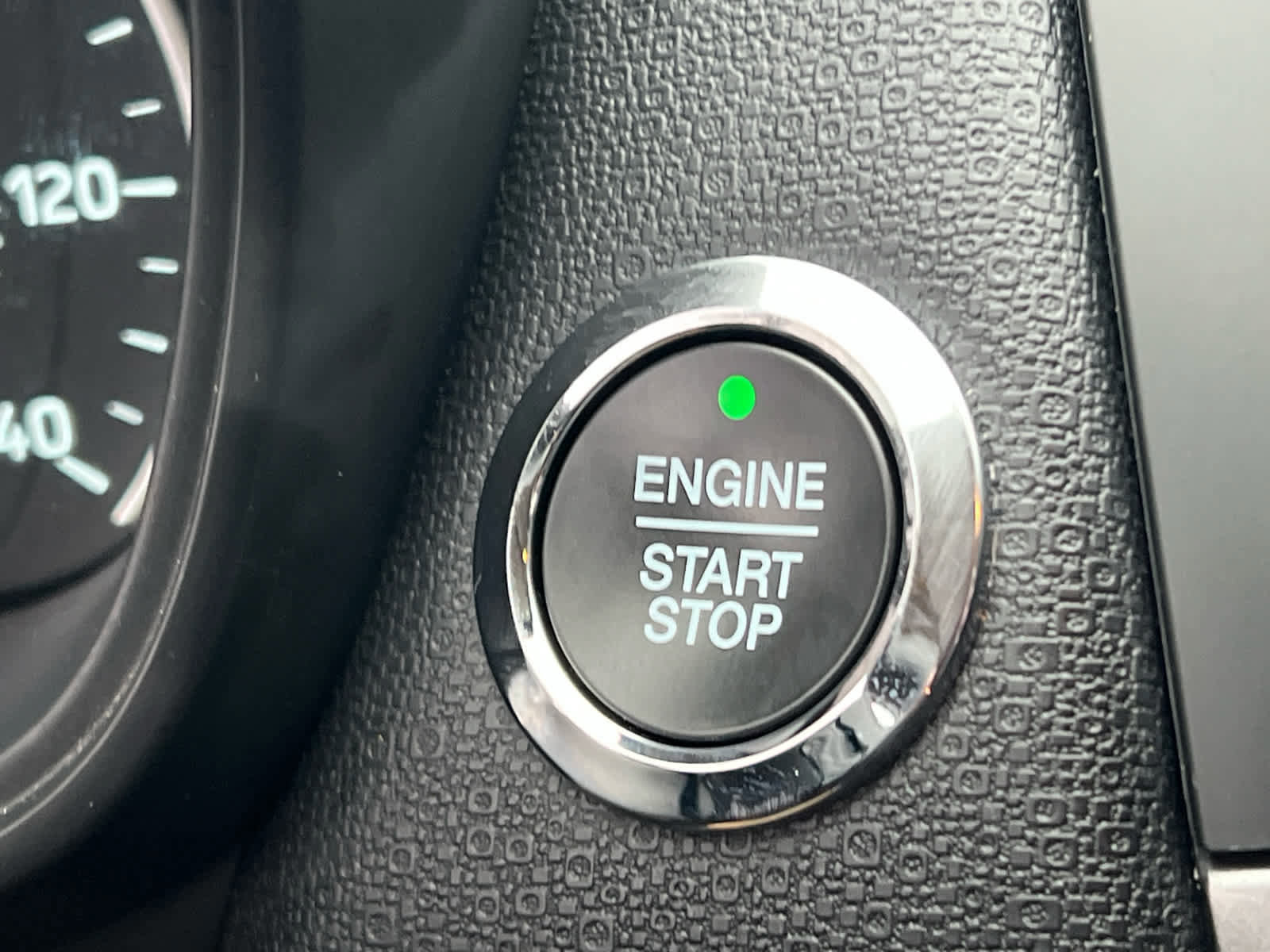 Certified 2021 Ford EcoSport SE w/ SE Convenience Package image 26