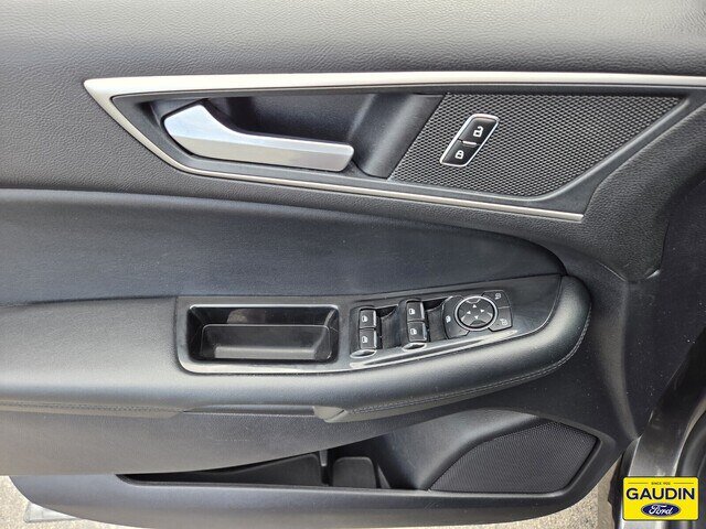 Certified 2020 Ford Edge SEL w/ Convenience Package FWD image 18