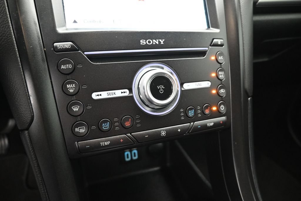 Certified 2019 Ford Fusion Energi Titanium FWD image 21