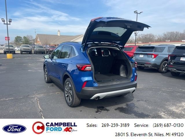 Certified 2023 Ford Escape Platinum AWD/4WD image 4