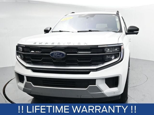 Certified 2025 Ford Expedition Max Platinum AWD/4WD image 3