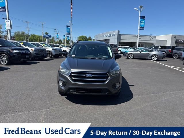 Certified 2017 Ford Escape SE w/ Equipment Group 201A AWD/4WD image 2