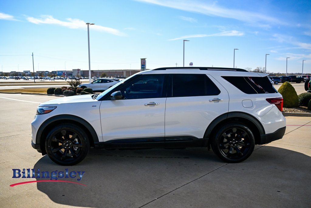 Certified 2022 Ford Explorer ST-Line w/ Class IV Trailer Tow Package image 4