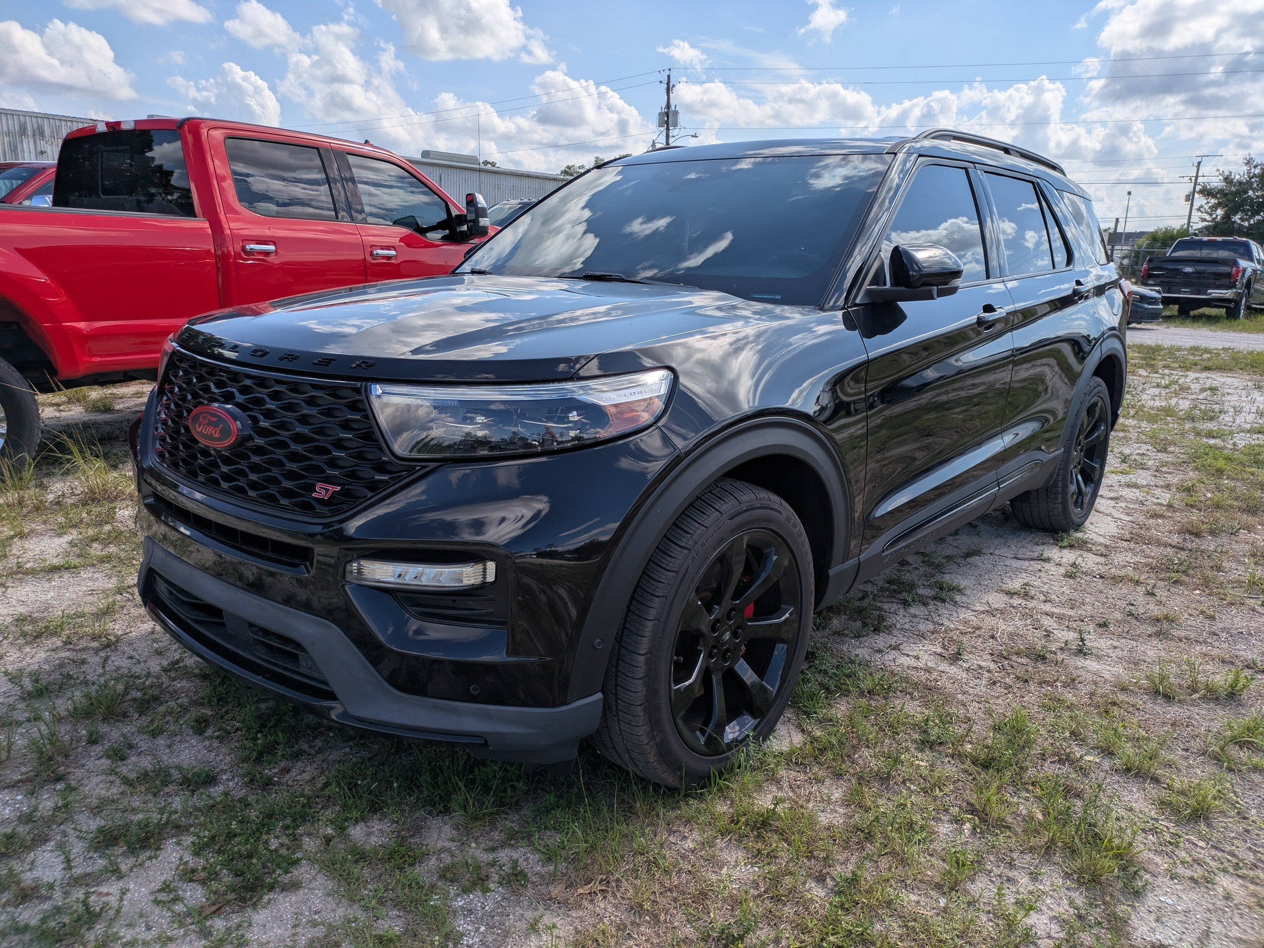 Certified 2021 Ford Explorer ST w/ Equipment Group 401A AWD/4WD image 2